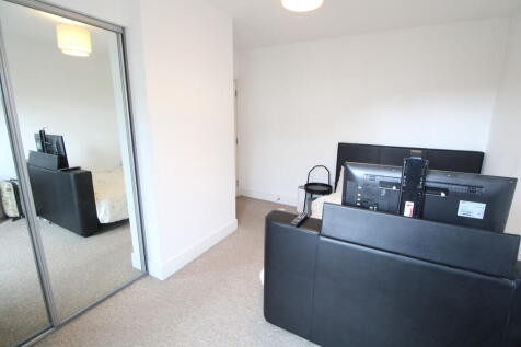 Bedroom 1.3