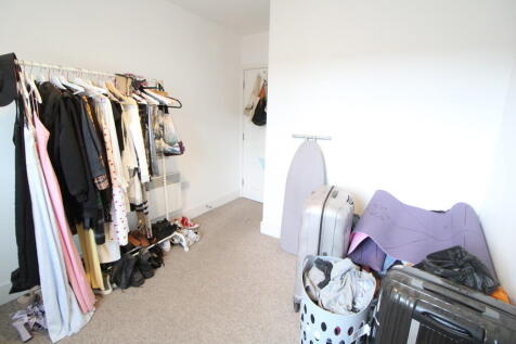 Bedroom 2.2
