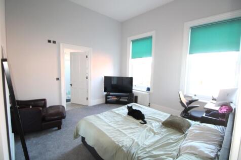 Second bedroom 1....