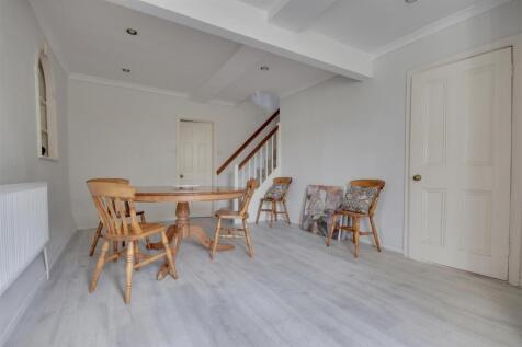 Dining room.jpg