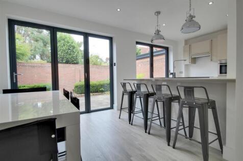 Dining room.jpg