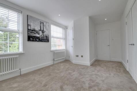 Bedroom 5.jpg