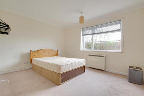 Bedroom 2.jpg