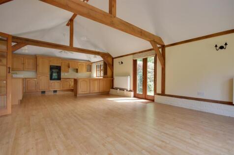 Living room 2.jpg