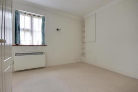 Bedroom 2.jpg