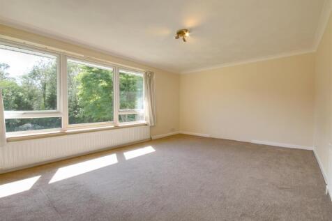 Living room .jpg