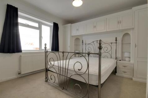 Bedroom 2.jpg