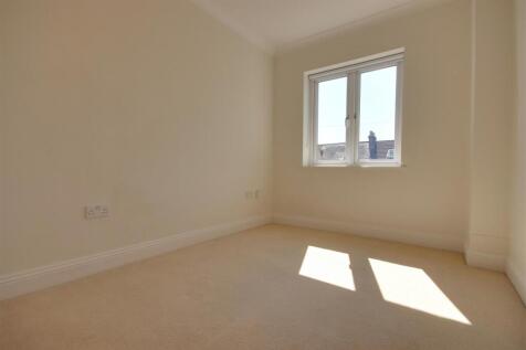 Bedroom 2.jpg