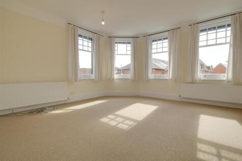 Living room .jpg