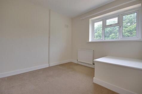 Bedroom 3.jpg
