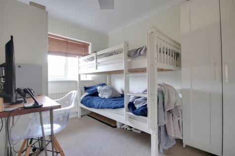 Bedroom 2.jpg
