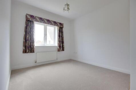 Bedroom 2.jpg