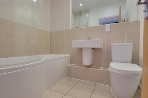 Bathroom.jpg