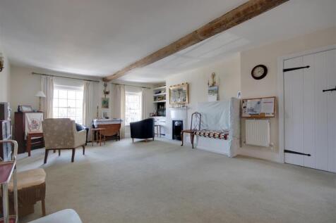 Living room.jpg