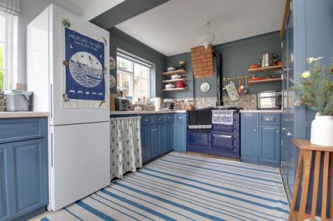 Kitchen 3.jpg