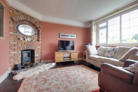 Living room.jpg