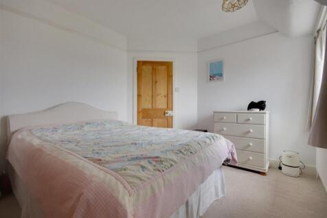Bedroom.jpg
