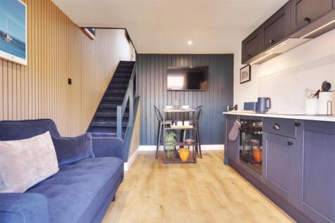 Living room.jpg