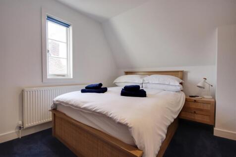 Bedroom.jpg