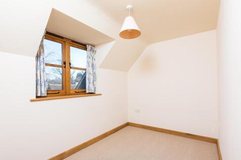 Bedroom 2.jpg