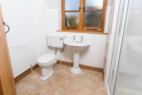 Shower Room.jpg