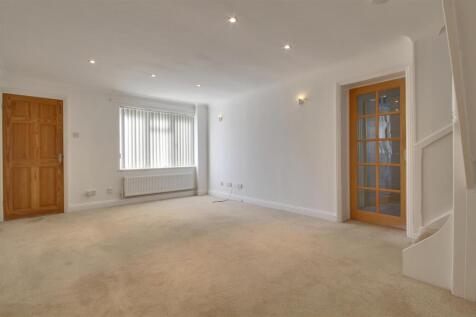 LIving room 2.jpg