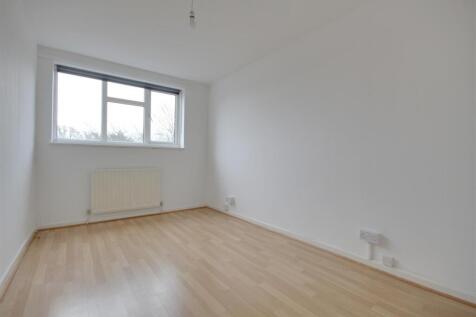 Bedroom 2.jpg