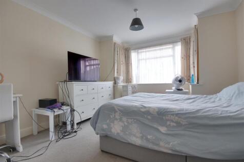 Bedroom 2.jpg