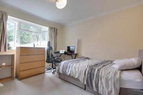 Bedroom.jpg