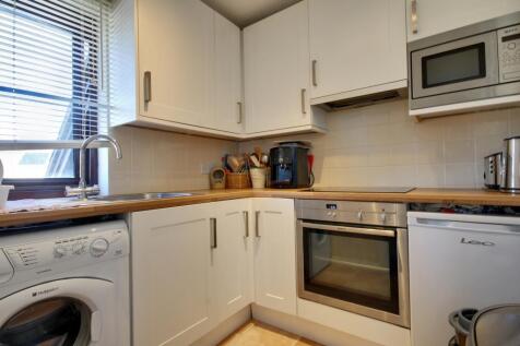 kitchen_lge.jpg