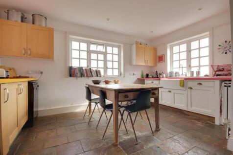 Kitchen.jpg