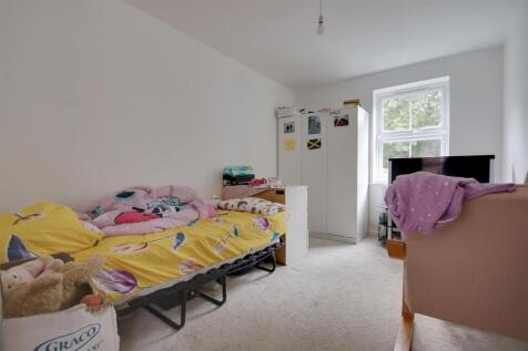 Bedroom.jpg