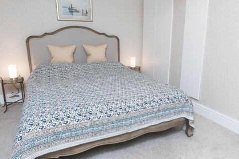 BEDROOM 2.jpg