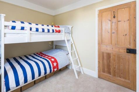 BUNK ROOM.jpg