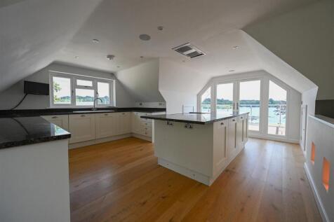 Kitchen 4.jpg