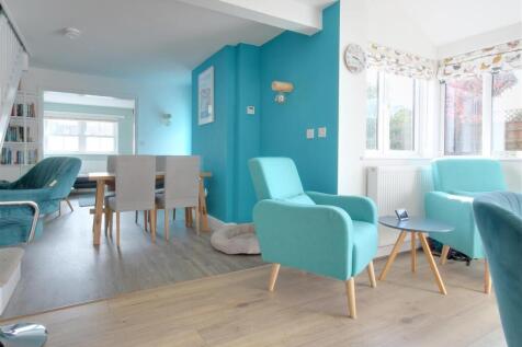 Dining room 3.jpg