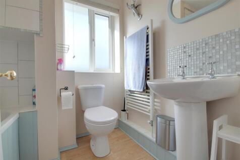 Bathroom us.jpg