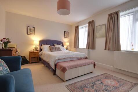 Bedroom.jpg