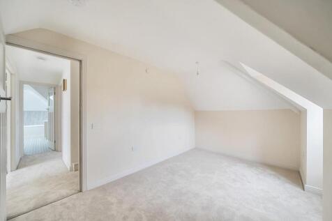 Living room 3.jpg