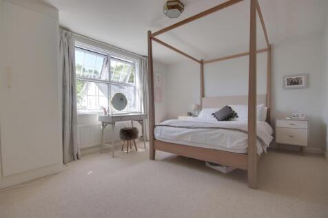 Bedroom 2.jpg