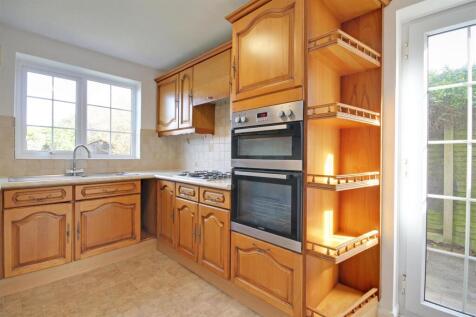 kitchen 2.jpg