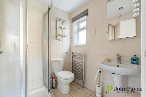 En Suite Shower Room
