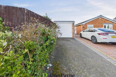 Drive &amp; Garage
