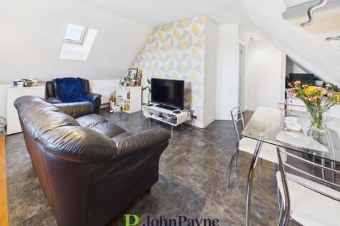 Living Dining Area