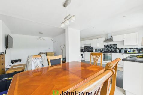 Dining/Kitchen