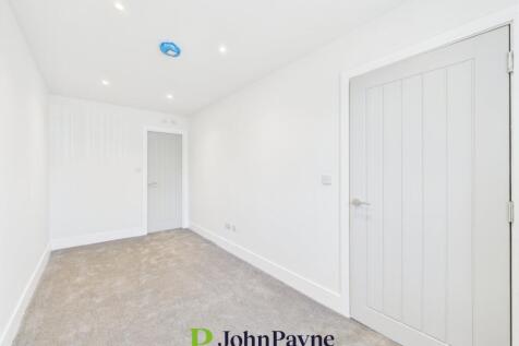 Reception/Bedroom