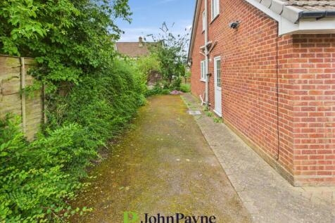 Side Driveway
