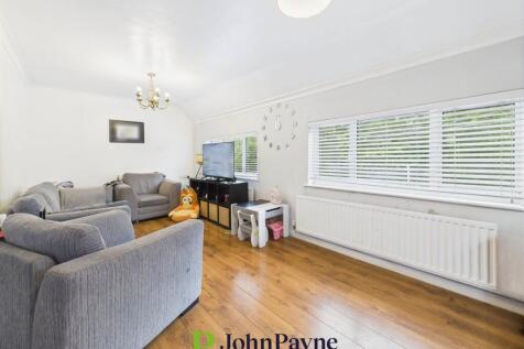Kitchen/Living Area