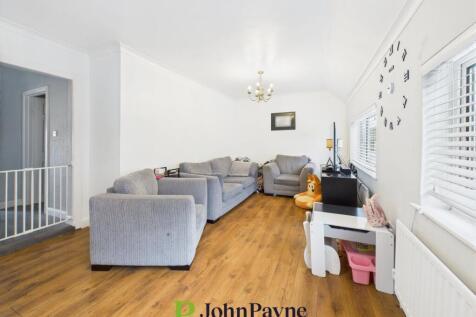 Kitchen/Living Area