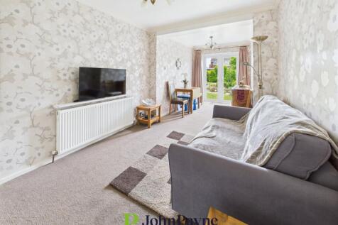 Living/Dining Room
